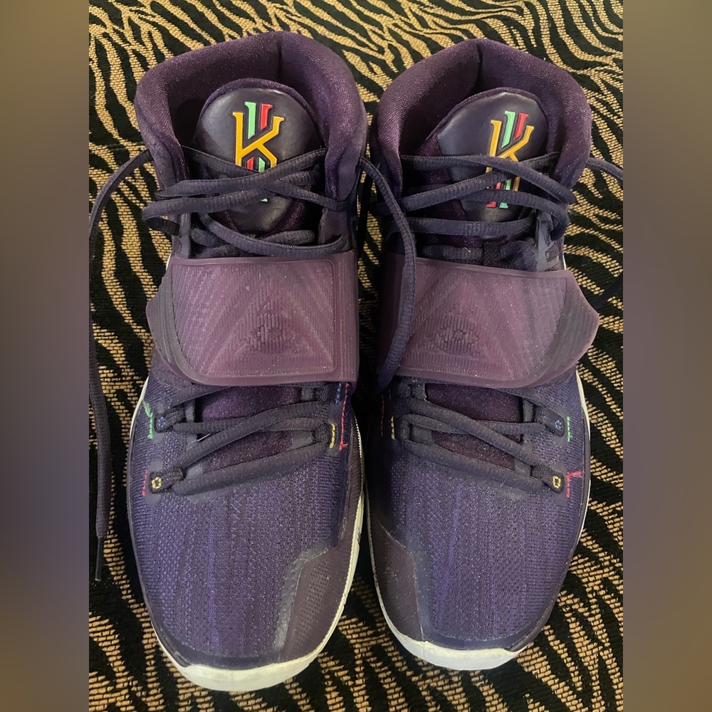 Nike Multicolor Athletic Shoes Kyrie Irving